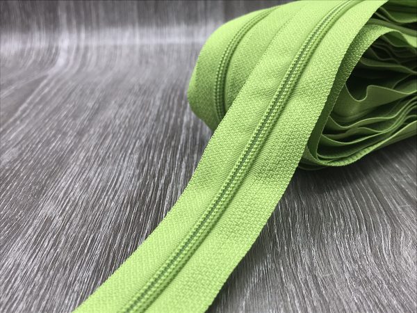 Reißverschluss Endlos Zipper hellgrün