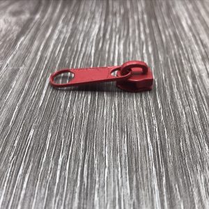 zipper-fuer-reissverschluss-rot