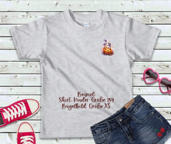 Bügelbild kleiner lila Geist Kürbis Größe XS Kindershirt