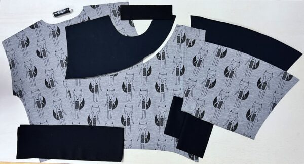 Nähpaket Nähset zugeschnitten Pullover Sweater Füchse geteilt – Bild 3